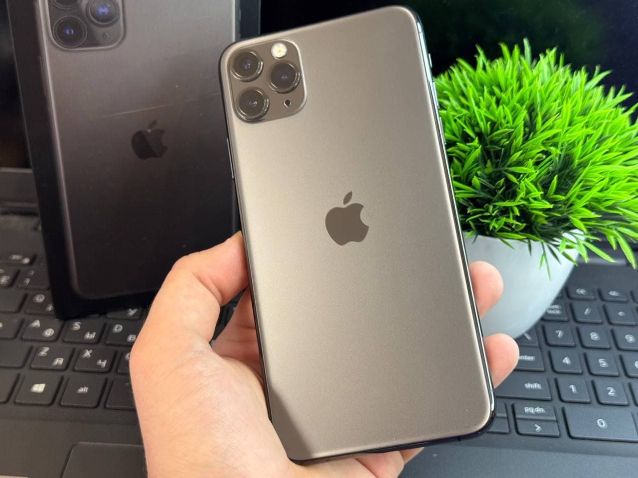 iPhone 11 Pro Max 64gb купить в Саранске фото